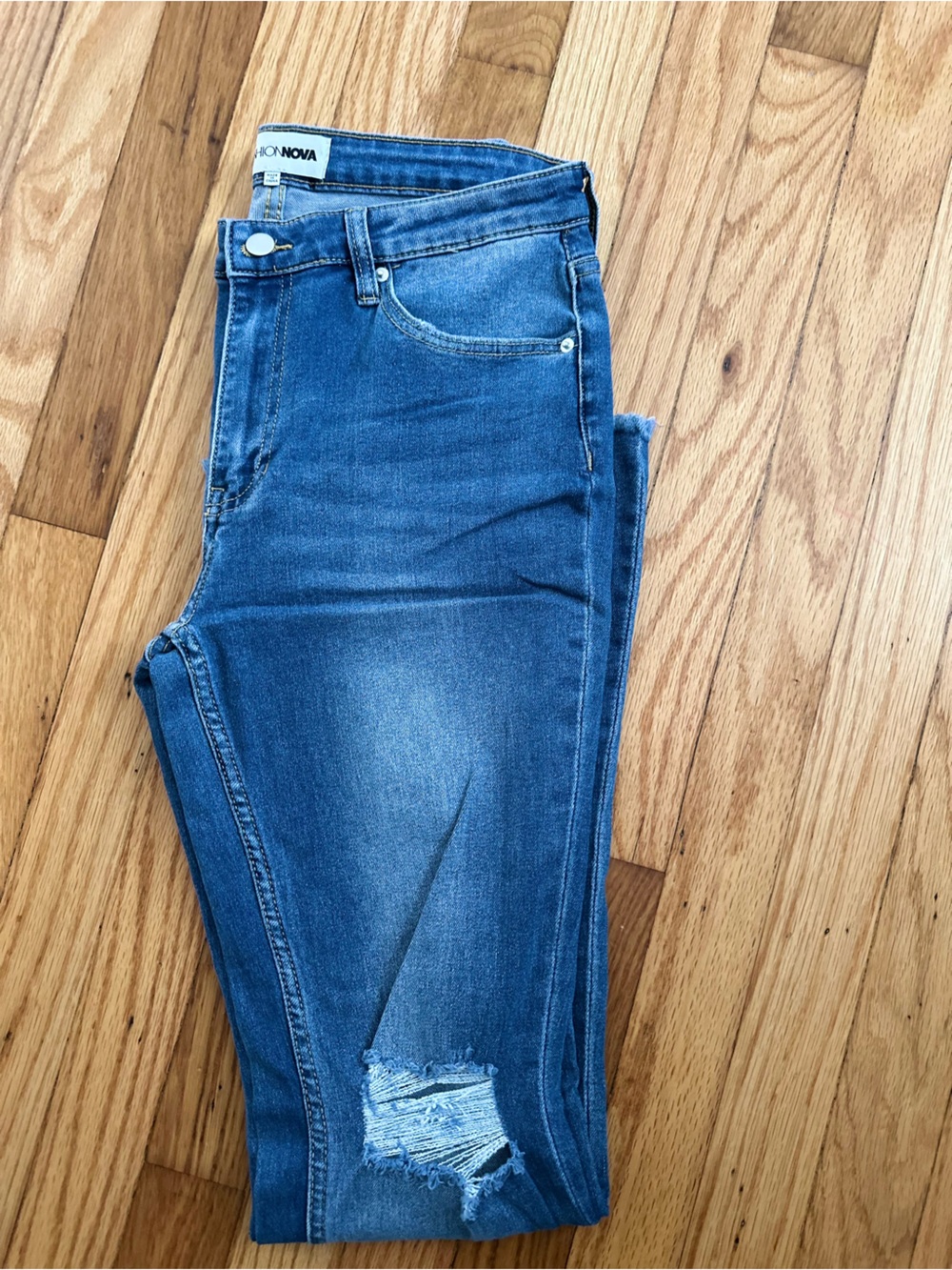 Fashion Nova Medium Blue Distressed Ankle Skinny Jeans - Women's